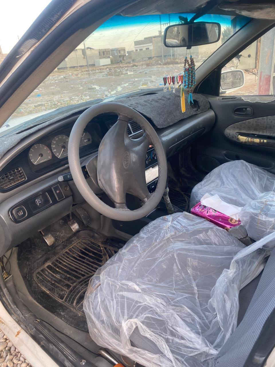 سلام عليكم سيفيأ 1996مكيه وكير خير من الله سياره بسمي كهربائيات كله شغال تبرد شغال تخم تاير صدر امامي وخلفي  كله جديد كفاله سياره مال جناي مصبوغه جماليه بدون ضربه رقم بغداد انكليزي مكان ديالئ بعقوبه للاتصال *********** سعر 32 بيها مجال
