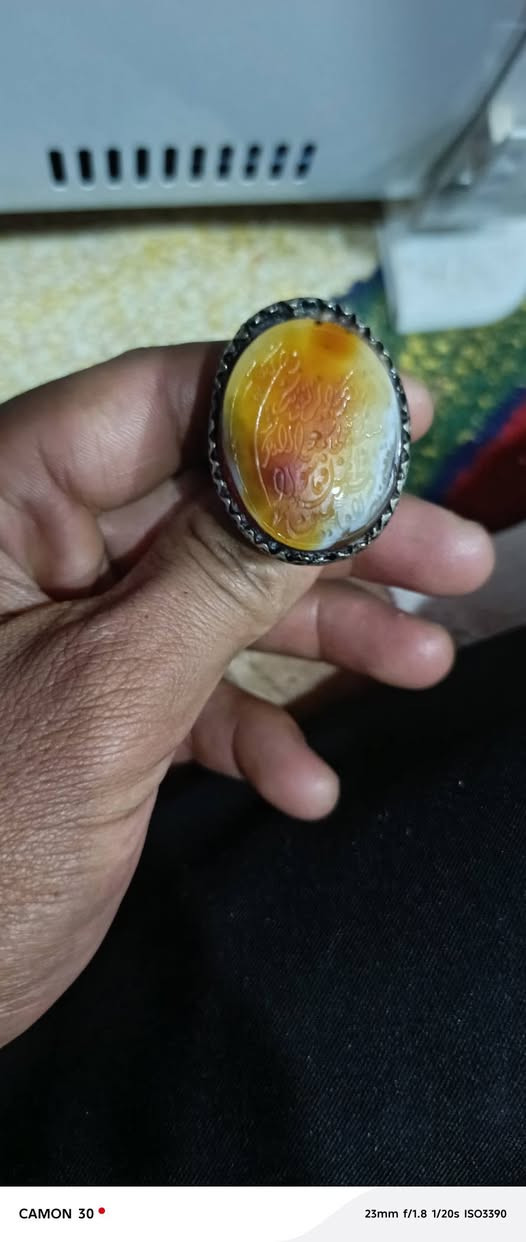 مساكم الله بالخير خاتم عقيق يماني قديم صياغه نجفيه خشنه السعر ٥٠ الاتصال او وتساب ***********
