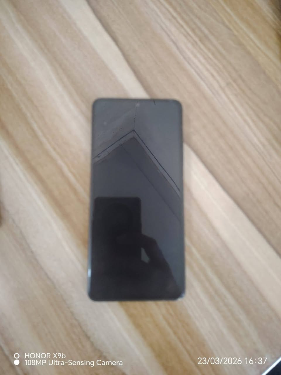 موبايل POCO X7 Pro ذاكرة 512 اخو الجديد استعمال قليل سعر 375
***********
