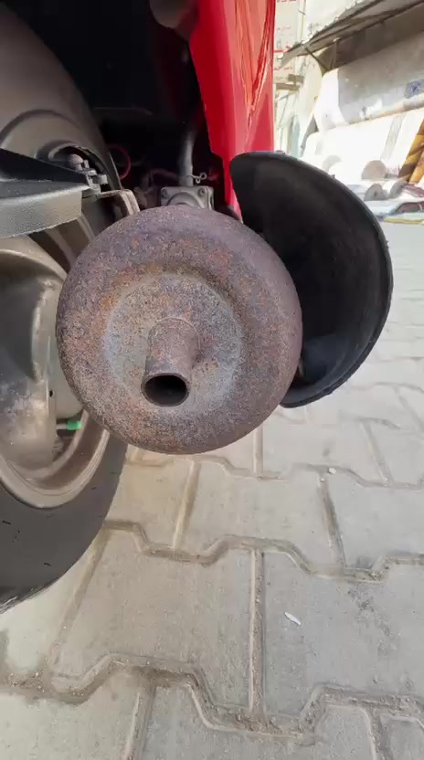 سلام عليكم دراجه فراشه حاويه شرط الفحص دراجه كله على بلادي أي نقص مابيه يعني نضافه ميه بل ميه شلعه ومعدل خير من الله السعر 650وبيها مجال حك الجيه العنوان بابل رقمي ***********
