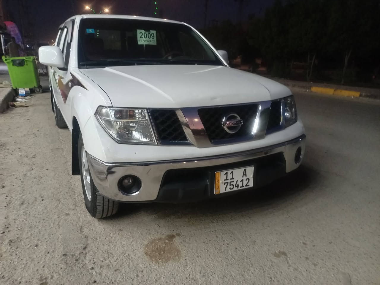سلام عليكم نيسان نيفاره 2009سياره جاهزه من كلشي رقم بغداد انكليزي اتوماتيك سعر 95 بيه مجال رقم ***********
