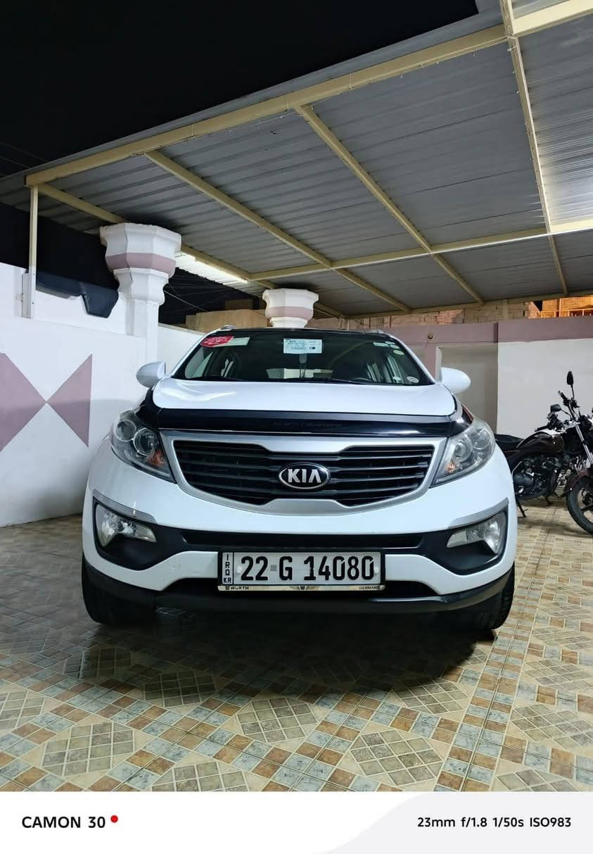 كيا سبورتج ٢٠١٤خليجي مكفوله كفاله عامه بدون صبغ بدون تبديل بدون بارد رقم اربيل الجديد هزه جديده تحويل ثاني يوم سيارة احله من الصور كير ومحرك وكهربائيات وتبريد وتدفئه كله مكفول صدر امامي وخلفي وتخم تاير كله جديد
موصفات 
بانوراما 
شاشه 
كامره
تحكم ستيرن ثلاث جهات
حاكيه موبايل 
دشبول ليزري
حساسات خلفيه
خمسه ويل كروم
بلوجكتر مسدس
برده صندوك
ثلاث انظمه قياده
لد نهاري 
نظام ABS
ثلاجه بالجكمجه
 المرايه اوتو دم تعتيم ذاتي
كروز قفل سرعه 
سياره جاهزه  من كلشي السعر ١٦٣وبيها مجال رجاءً الشراي يتصل*********** بيع نقد فقط أو مراوس حسب القناعة مايعجبك المنشور تكدر تعبره وتعليقك يعكس أخلاقك مكاني الأنبار الرمادي
