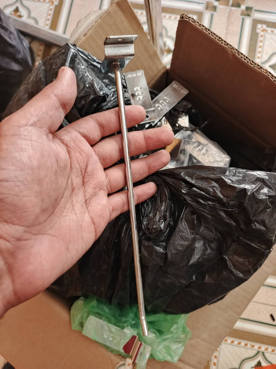 عددهم ١٣٨
الوحده ب٥٠٠ 
السعر الكلي ٧٠ الف


**إذا كنت صاحب هذا الإعلان وتريد حذفه لأي سبب، رجاءا أرسل رسالة إلى الدعم الفني**