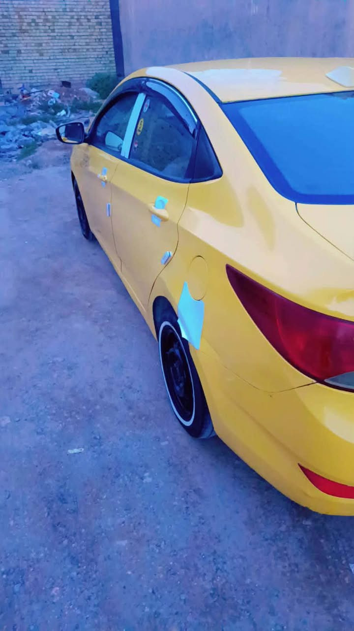 2015خليجي سياره صبغ جاملغ امامي فقط سياره جاهز من كلشي حداديه كير تبريد مكينه خير من الله مكانه بابل السعر84وبيه مجال كلش قليل ***********
