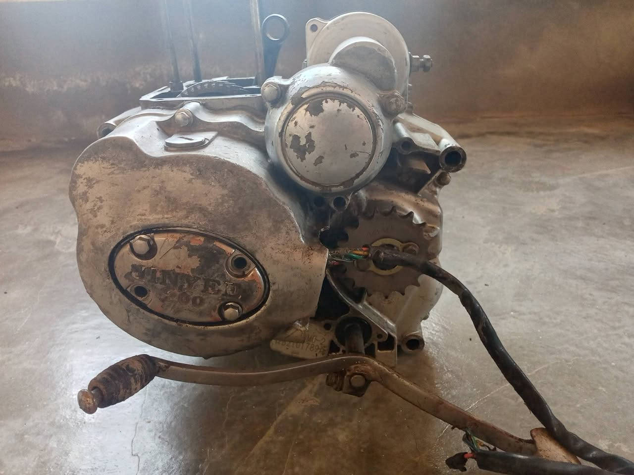 محرك جني كله يشتغل مابيه شي السعر 35 الف اتصل على ***********
