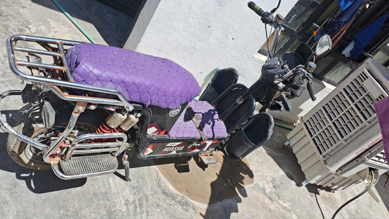 السلام عليكم
موطور شحن للبيع ب350 الف بي مجال 
***********
