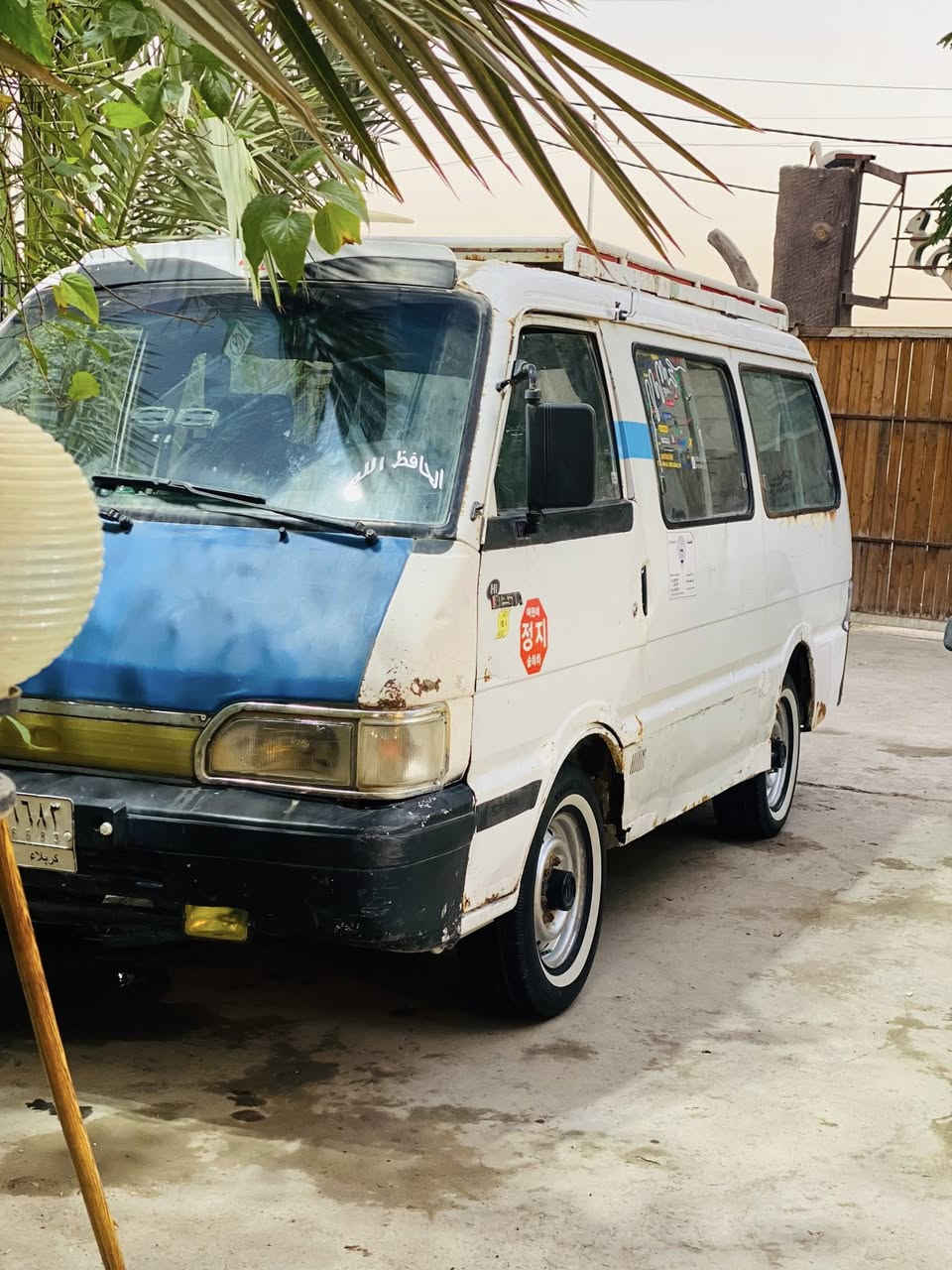 السلام عليكم للبيع او مراوس موديل 94سنويه نافذه 2019رقم كربلاء الماني مكان بابل سياره جاهزه مكينه كير حداديه مشط باور اكسل كله جاهز رقم ***********
