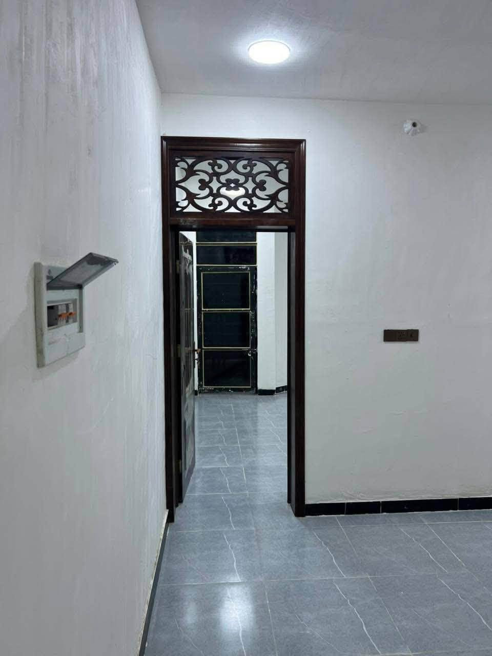 طابو زراعي 25 باسمي بناء حديث يحتوي علا غرفتين درجه اولاً قريب جدا من شارع 100 اي ستفسار ***********
