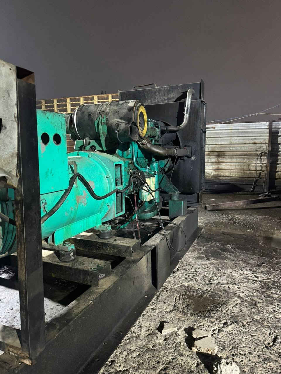 البيع راس توليد ٣٥٠ مامفتوح كامله شاصي راديتر مكيمه طلع بيع طكطكه السعر ٤٥ بيه مجال *********** / ***********
