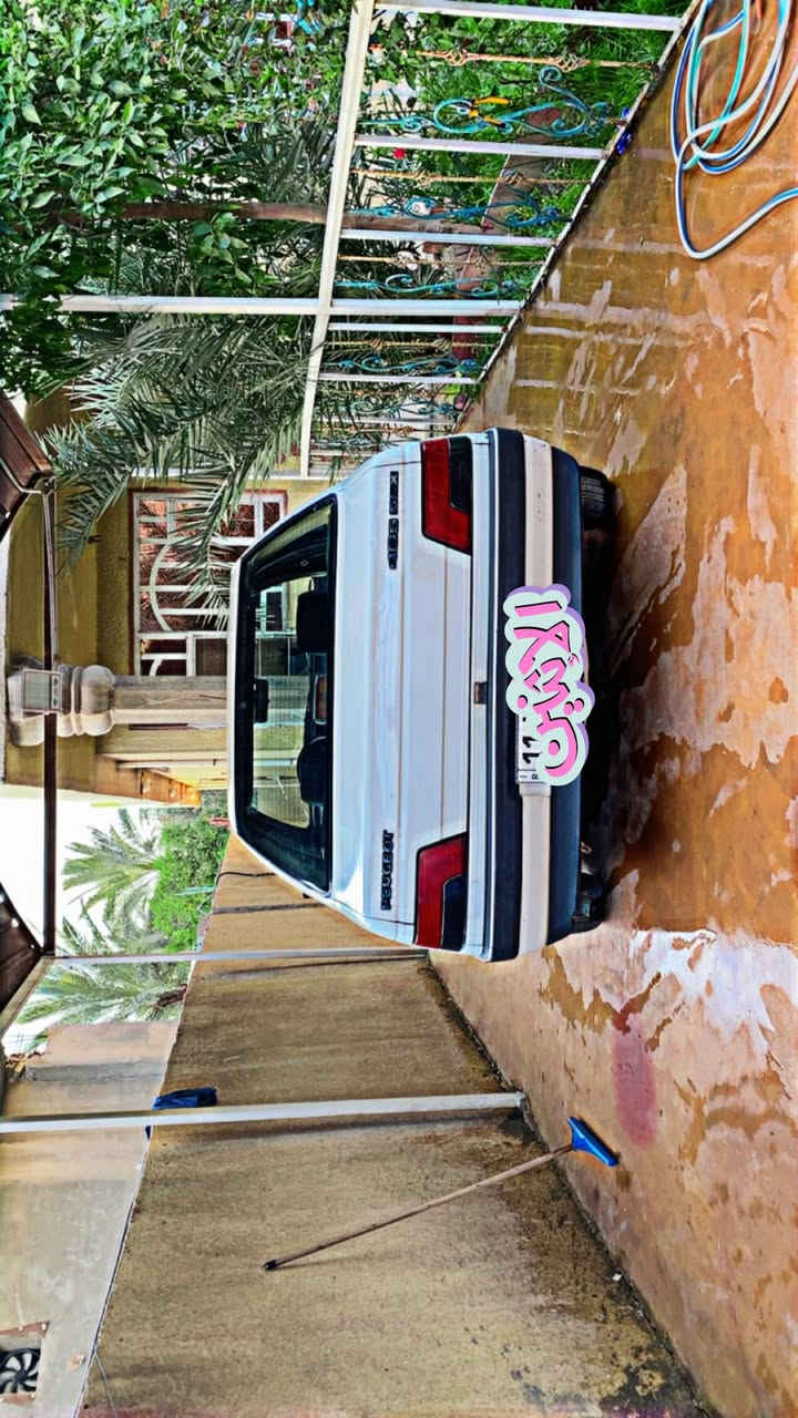 السلام عليكم 
 بيجو 405glx2009
محور كير ومكينة كورلة ابو الچف 
سيارة نظيفة وحلوة كلش كهربائياتها شغالة صدرها جديد بأسمي السيارة سعرهاب40وبيها مجال رقم الهاتف ***********موجود واتس اب
