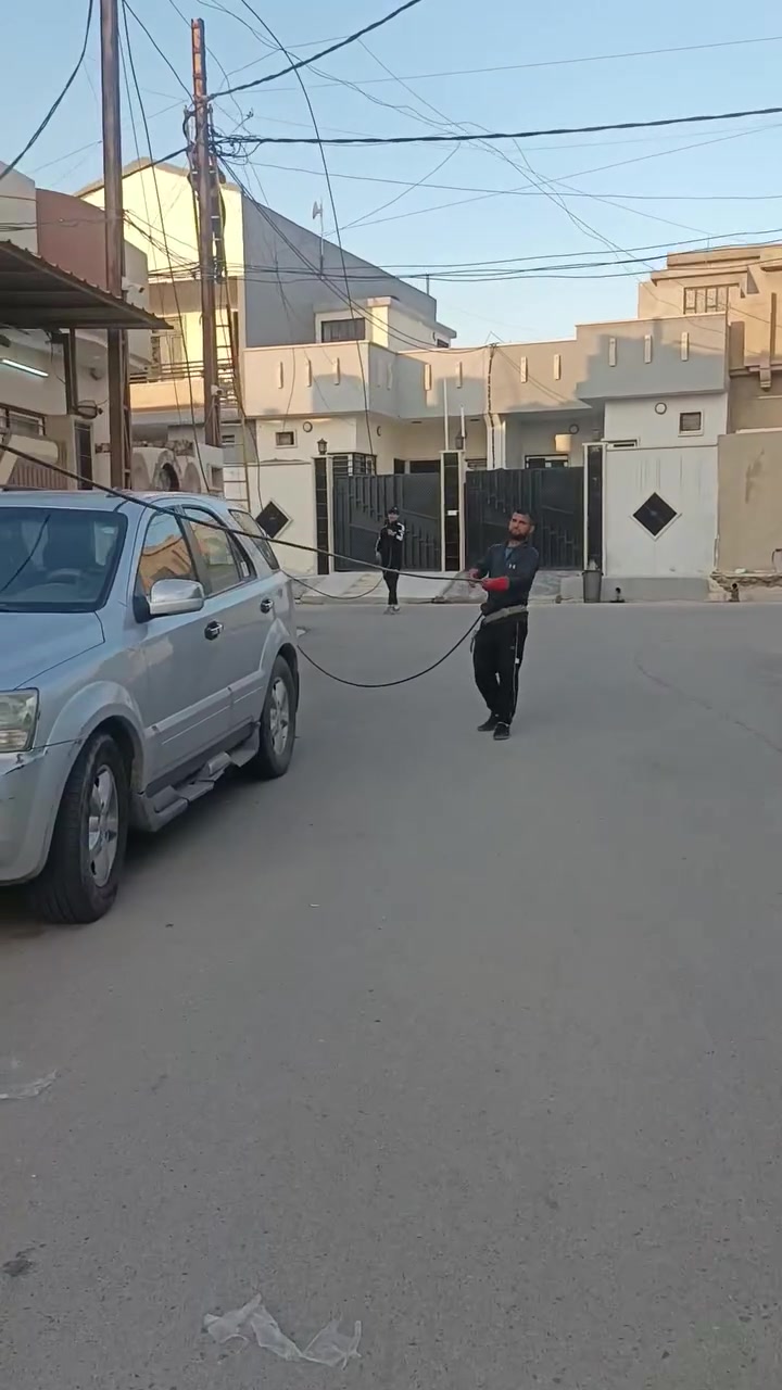 كهربائيين لتسليك الكيبلات في الموصل و سهل نينوى وتحويل مواقع في داخل الموصلل
وتحويل الوايرات م̷ـــِْن عواميد الانارة                للاستفسار على هذا الرقم
***********🔥***********#
