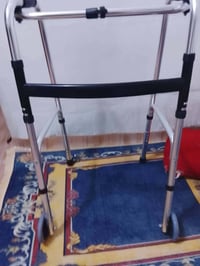 لوحده • للبيع