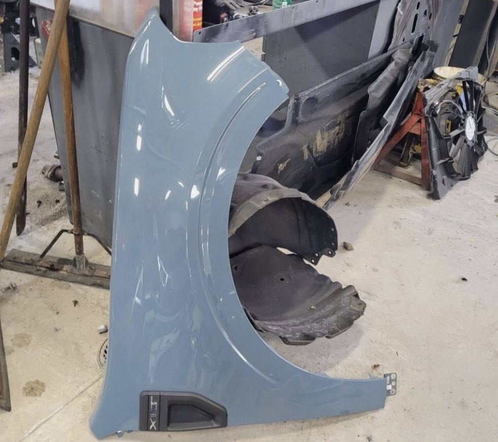 سلام عليكم  من رخصة الدمن المحترم🌷
رمضان كريم على جميع🌷
RH for 2021- 25 Ford Bronco 2 door
كل مايخص ford
برانكو
مارفيك
وجميع الحجام 
وفرنالكم قطع الهيكل الخارجي 🛠
عنوان دهوك صناعى تازه يوجد توصيل🚚


**إذا كنت صاحب هذا الإعلان وتريد حذفه لأي سبب، رجاءا أرسل رسالة إلى الدعم الفني**