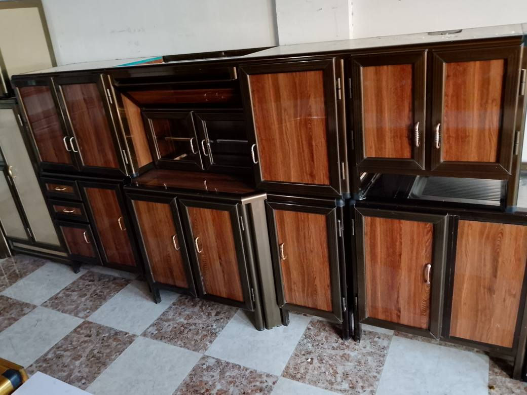معرض يونس لتجاره الأثاث المستخدم والجديد 

كاونتر مترين ونصف مع سنك مترين مستخدم

للاستفسار الاتصال على الرقم التالي 

*********** تكريت, صلاح الدين
