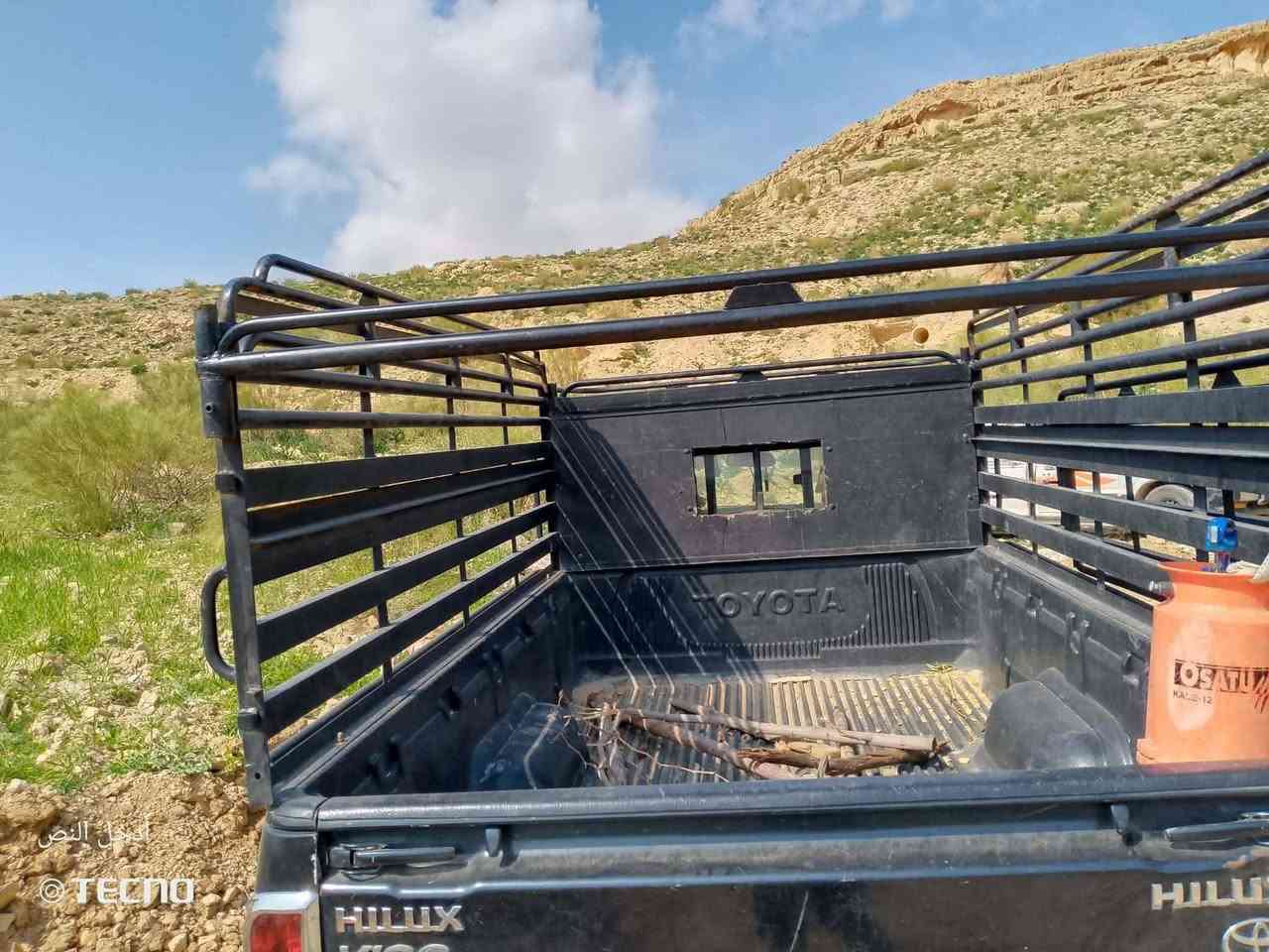 صندوق هايلوكس خمس شناكل للبيع او للبدل لا هريان ولا حبة صدا السعر 250 بي مجال


**إذا كنت صاحب هذا الإعلان وتريد حذفه لأي سبب، رجاءا أرسل رسالة إلى الدعم الفني**