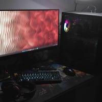i5 12400f • RX 6700XT • شاشة 240Hz