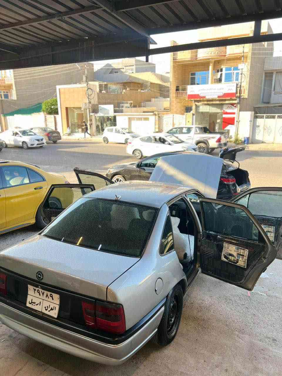 سةرةتا بةناوي خواي كةورة
***********
فيكترا ١٩٩٣توماتيك سلايد باوةر اشياي تةبريدي كامل بيوةية بةس ايش ناكا مةكينة ٢٠سةيارةكة لو جواني عام كراية 
لةهةوليرم *********** أربيل, العراق
