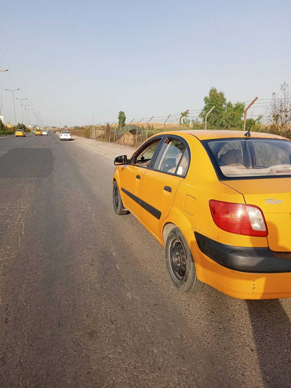 كيه ريو موديل 8رقم ذي قار مصطره كير عادي محرك 16 عنوان الموصل السعر 68وبيها مجال رقم ***********
