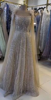 فستان • ملبوس مرة