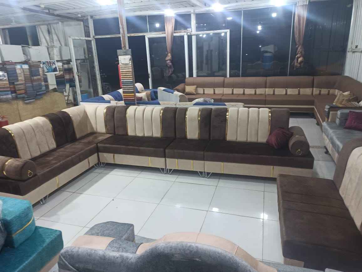 ديوانين نفس اللون يشغل استقبال 6في4 متوفر اكثر من موديل أشتغل ع المتر العنوان الفرع الاول العزه القديمه قرب التارتان ع الدجيلي.  الفرع الثاني العزه الجديده شارع مستوصف الشفاء مقابل حلاقة العراب للأستفسار 
*********** واتساب دهل اوران, واسط
