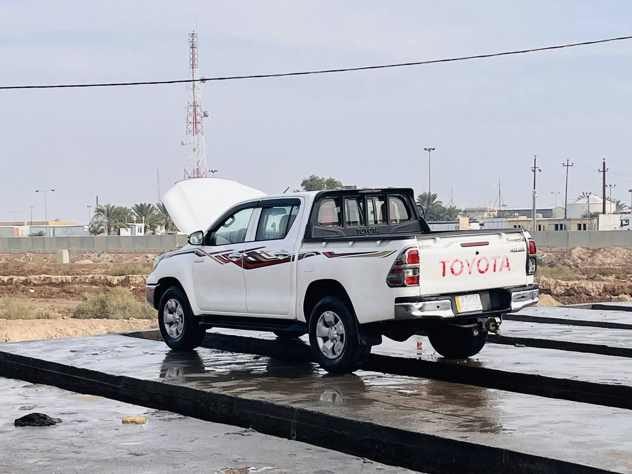 السلام عليكم 
بيك اب فور ويل كاز 2016 مكفوله من الظربه وصبغ وتبديل. مكينه مجفته راجعه احسن من البلاد لا تنقيص ولا تبخير. رقم بصره بسمي. السياره ما ناقصها شي خير من الله. السعر 218$بيها مجاد بسيط 
مكاني بصره الدير شمال النشوه منطقه سيد علي السيدنور. قرب حقل مجنون. 
رقم الهاتف ***********
