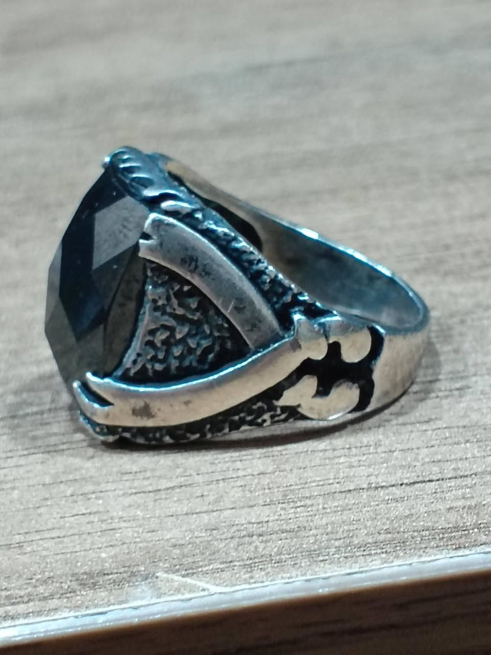 السلام عليكم شباب للبيع او مراوس


**إذا كنت صاحب هذا الإعلان وتريد حذفه لأي سبب، رجاءا أرسل رسالة إلى الدعم الفني**