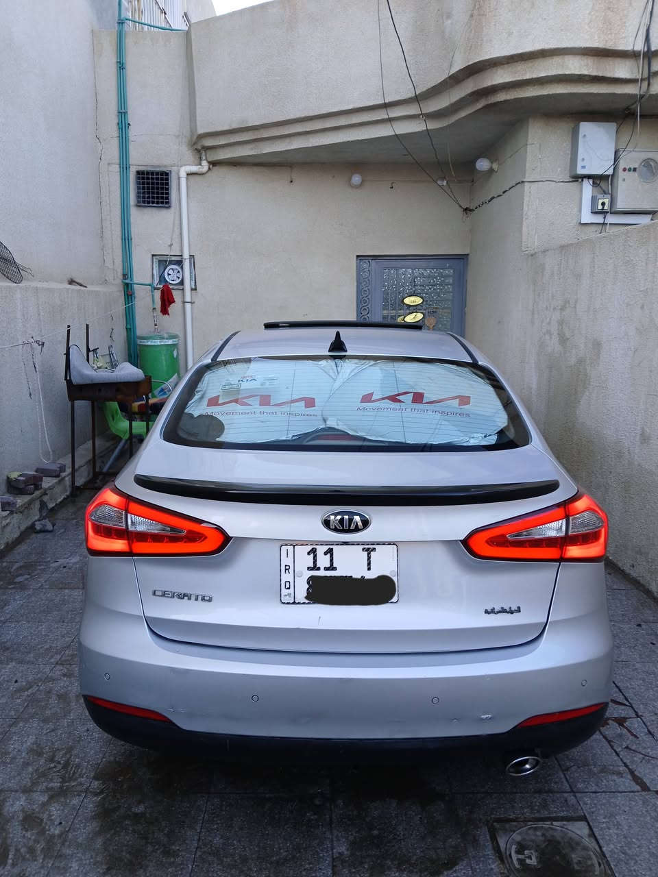 كيا سيراتو خليجي شركة الدوليه  موديل 2016 ماشيه ٧٠ رقم بغداد انكليزي جديد قبل فتره جددتهن بسمي هزة جديدة سنوية جديدة تحويل مباشر 
مكفوله ماعدا فقط بنيد صبغ بدون فتح بدون معجون مشخط جان ونصبغ بارد مكانين زغار تخم تاير اصلي صدر خلفي امامي جديد سياره ادامه كامله كل نقص مابيها تبريد تدفئه كلشي شغال بيها منظومة زنون لد امامي خلفي
فول مواصفات واحد ع واحد عدة البصمة سلايد روف بيها ريمونتات عدد2 ويل كب عدد 5 داخل بيجي
مري شفط شفتات ستيرين فول تحكم ستيرن ٣انظمه ستيرن شاشه وكامره شادهن ٣٥٠الف اصليه كار ابلي تحكم ستيرن 
محرك وكير بلاديات ممفتوحات على وضع شركة حجم المحرك 1600دوش كير AT نمر6
تبريد قطعتين خلفي ثلاجة بلجكمجة السعر ١٢٠ اوبيها مجال بسيط ***********
