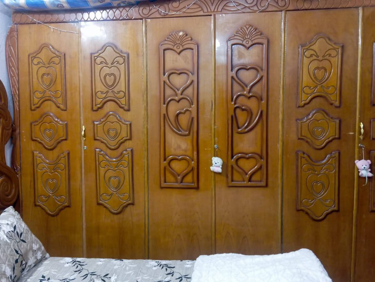 غرفه عراقيه نظيفه مابيها شي مستعجل على بيعها السعر 550 وبيها مجال للتواصل ***********
