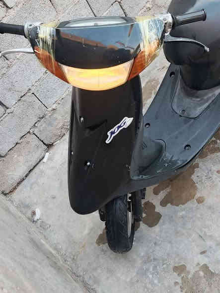 سلام عليكم دراجه جديده احله من الصوره تجي شوفهه وتخذهه سعر ٣٠٠ مكان بغداد***********
