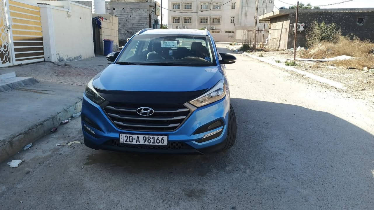 توسان ٢٠١٦
مكينه تيربو
صور الحادث مرفقه
صبغ جاملغ وبنيد
بدون دواخل
كلش خفيف
صدر أمامي وخلفي جديد تبريد ثلج تخم تاير
فول عدى الفتحه
جلد
كهرباء
بصمه تشغيل وبوب
مكاني التاجي *********** واتساب
***********
السعر ١٣٨
مراوس بناصي هم يرهم
