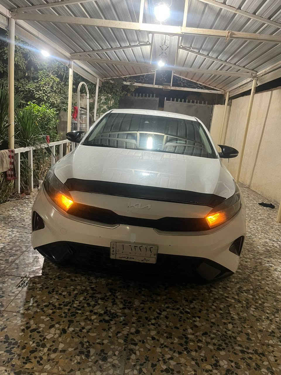 السلام عليكم فورتي للبيع فقط موديل ٢٢
لسياره بيه لجاملاغات الاماميه بيه بارد وخشم لبنيد بي بارد الشواصي سليمه كلههه لسياره كشرها نضيف وتعال وشوف بعينك لسياره ماشيه ١٠٠ الف عنواني صلاح الدين لسعر ١٤٠ ورقه 
الرقم ***********
