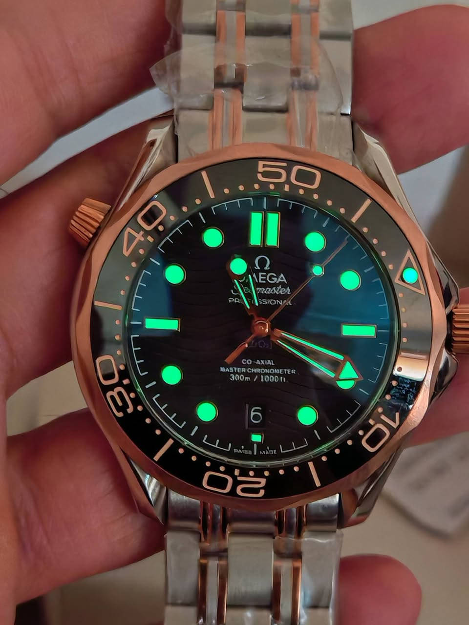 مزاااااااااد مزاااااااااد 
لدينا لكم اليوم مزاااااااااد جديد لساعه فخمه وانيقه الساعه اوميكا سي ماستر  ماستر كوالتي اوتماتيك كامله المرفقات مع الظمان سنه كامله 

فتحة باب الساعه 40 دولار واقل رفعه 5دولار 
يبدا المزاد الان وينتهي ساعه 4 فجرا 

الساعه اوتماتيك 
منفذ شهري
طوق دوار
عقارب لامينوس 
قطر 42
قفل بحري
بدن ستانلس ستييل
مضاده للماء 300 متر
ظهر كشف
طلاء ثابت
زمبلك مختوم
بوك مختوم
تأتي كامله المرفقات مع الظمان سنه كامله 
يوجد لدينا توصيل لجميع محافظات العراق


**إذا كنت صاحب هذا الإعلان وتريد حذفه لأي سبب، رجاءا أرسل رسالة إلى الدعم الفني**