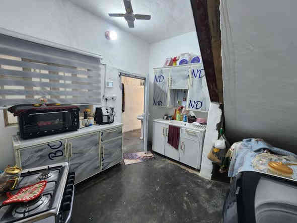 مشتمل للبيـــــع في قادسية الثانية 👇 نظيف 👇
✅ مساحة 98 م
✅ شارع 8 قريب ع حديقة
✅ مشتمل طابق واحد
✅ طابو صرف - مناصفة

🔥 السعر 65 مليون بي مجال

للأستفسار أكثر 
*********** متوفر واتس 
مكتب التميز للعقار في قادسية الثانية قرب الحوراء
