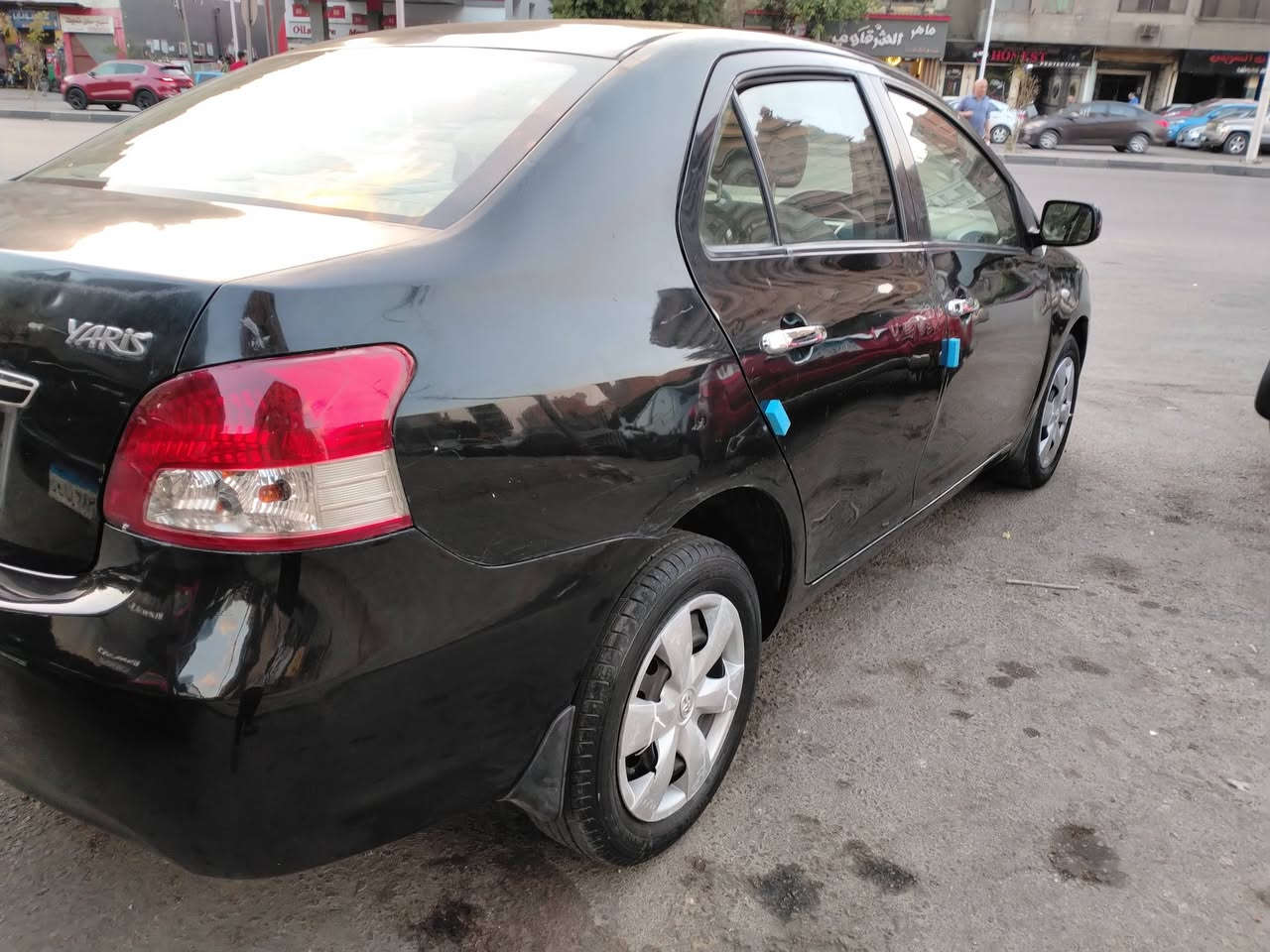 🚗 تويوتا يارس 2008 (أوتوماتيك - فابريكا)
​الحالة العامة: فابريكا بره وجوه بالكامل (ما عدا رفرف خارجي فقط للنظافة).
​العداد: 190,000 كم.
​المحرك والفتيس: بحالة ممتازة ويعملان بكفاءة كاملة.
​العفشة والصالون: بحالة ممتازة جداً (صالون راقي ونظيف تماماً).
​التجهيزات: الفئة الكاملة أوتوماتيك (تكييف قوي، باور، سنتر لوك، زجاج كهرباء).
​🔍 المعاينة والفحص
​مكان المعاينة: مصر الجديدة.
​الفحص: السيارة جاهزة تماماً للكشف في أي مركز فحص يختاره المشتري، أو يشرفنا حضور فني للمعاينة وتأكيد الحالة.
​📞 للتواصل والاستفسار: 01067013881


**إذا كنت صاحب هذا الإعلان وتريد حذفه لأي سبب، رجاءا أرسل رسالة إلى الدعم الفني**