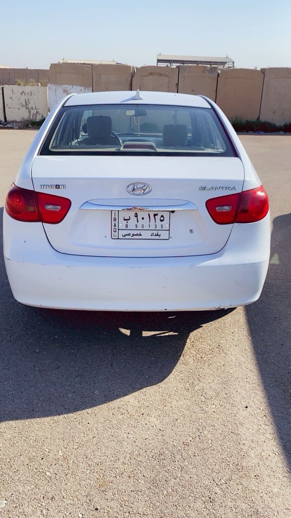 النتراء ٢٠١٠ محرك ٢٠٠٠ دوش وارد امريكي مصبوغه حزام ماعده الباب والجاملغ يلي عكس السائق حادثه جاملغ الامامي جهة السائق اللغد بي فطر قليل وتم تعميرة محرك  وكير جديد 
تدفئه تبريد جديد داخل السياره نطافه ٩٥ ٪؜ نظام يكو شغال مثبت سرعة  شاشة كامره كلة درجه اولى رقم بغداد
قفلة ٨٦ وبيه مجال بسيط 
مكاني بغداد السيدية  
*********** واتساب