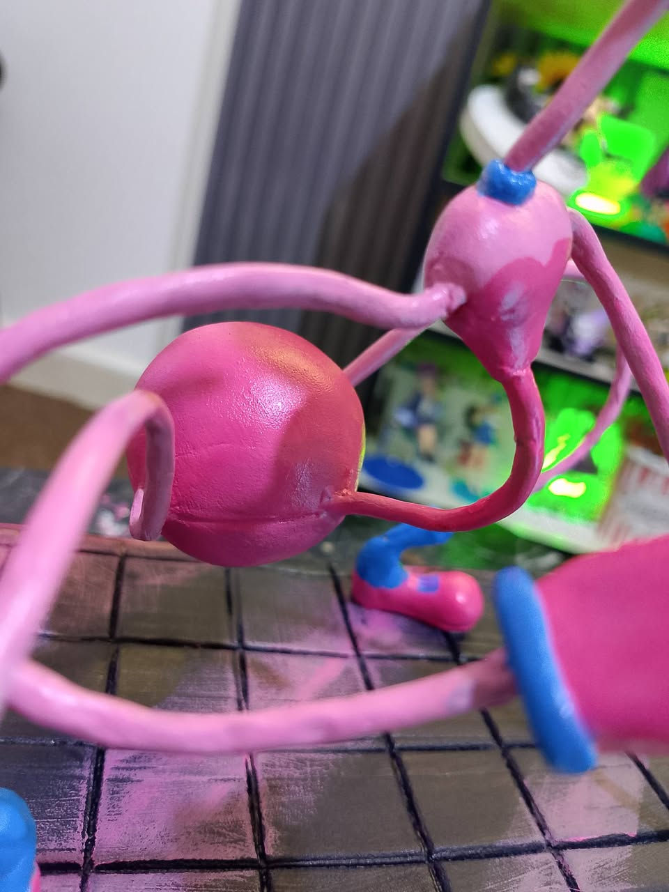 مجسم عمل يدوي من الطين الخفيف 
شخصيت مومي من لعبت #poppyplaytime 
الحجم 15سم
نشتغل أي مجسم أي طلب أي حجم و في سعر مناسب 
#عمل_يدوي #مجسمات #العاب #انمي


**إذا كنت صاحب هذا الإعلان وتريد حذفه لأي سبب، رجاءا أرسل رسالة إلى الدعم الفني**