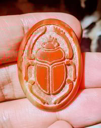 عقيق كبدي • نقش جعران • حجم راهي