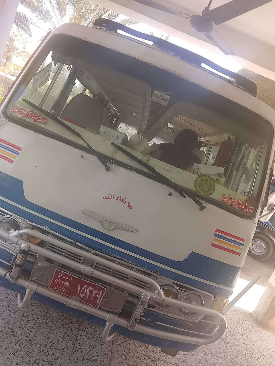 سلام عليكم كوستر البيع موديل 83 بيه حصت كاز السعره 4ملاين ونص وبيه مجال مكانه ديالئ خالص ***********
