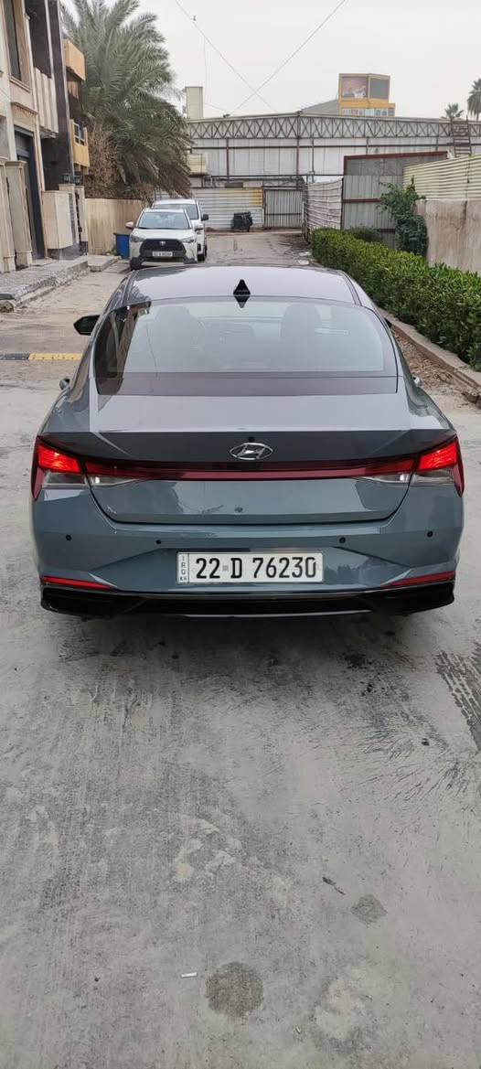 الانترا موديل 2021
وارد كندي نص موصفات 
شاشه كشنات هيتر استرين هيتر 
ماشيه 60 الف ميل 
سياره علىً ايدي بسمي تريد تحويل تريد وكاله جاهز 
مكاني بغداد زيونه 
السونر مرفق وياه بدون ايرباك بدون تبديل فقط صبغ 
السعر 140 بيه مجال 
***********
