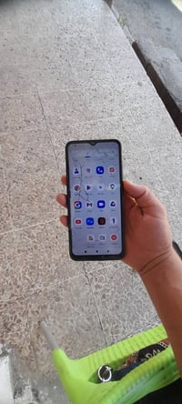 ريلمي A1 • ذاكرة ٣٢ • اللمس ما يشتغل