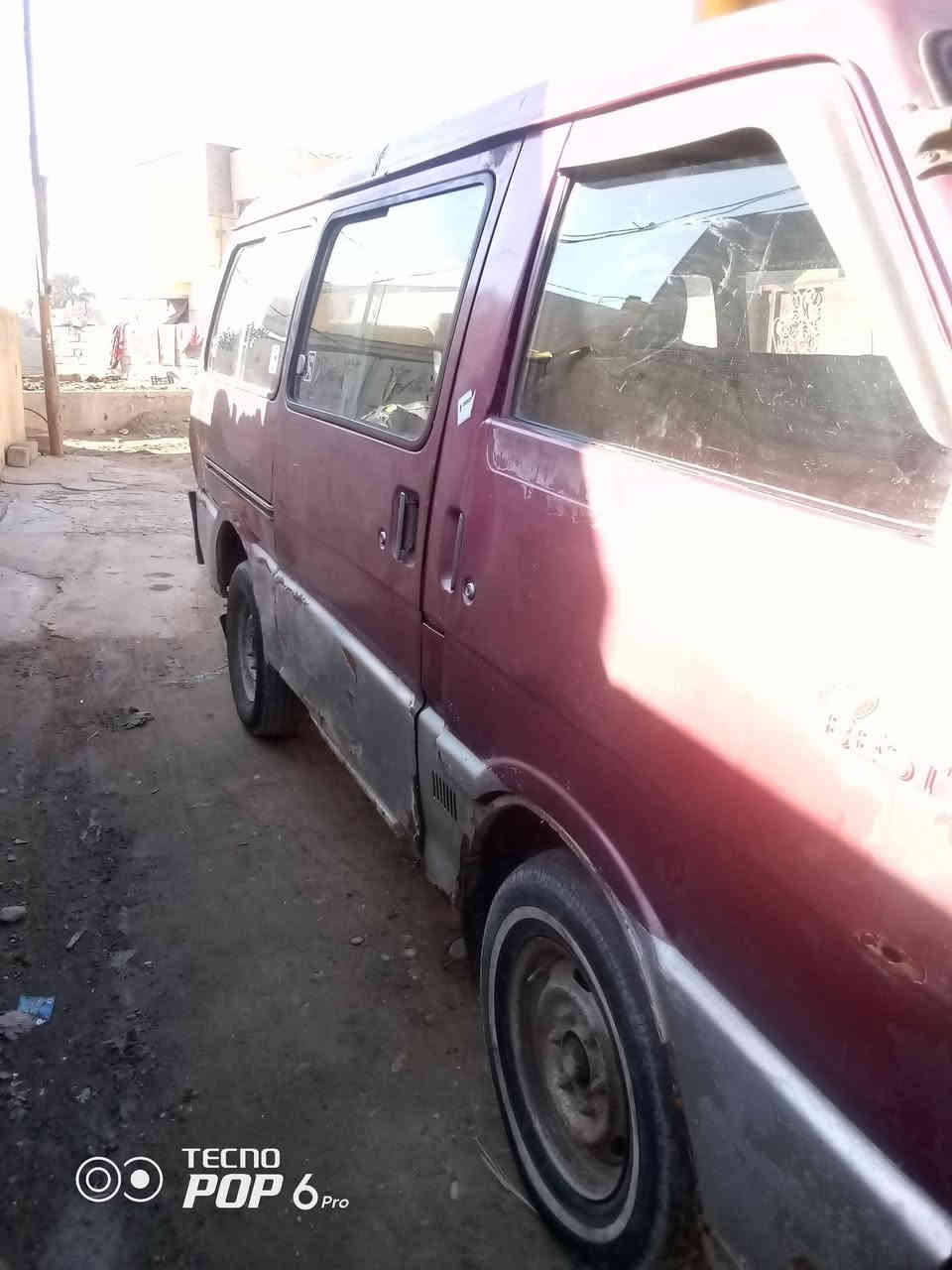 سلام عليكم للبيع كيه بسته موديل 1995رقم بغداد صاحبه موجود مكينه خيط بخار كير وكسل  شواصي جدد كهربائي كلهه شغاله دوشمه نضيفه مكان صلاح الدين دجيل سعر 23وبيهه مجال ***********
