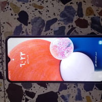موبايل للبيع اي 13 سعره 100  بمجا077246440284