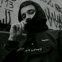 هاي هودي شبابي جديدة وأنيقة، مصنوعة من الخامة الممتازة. مناسبة للأيام ...