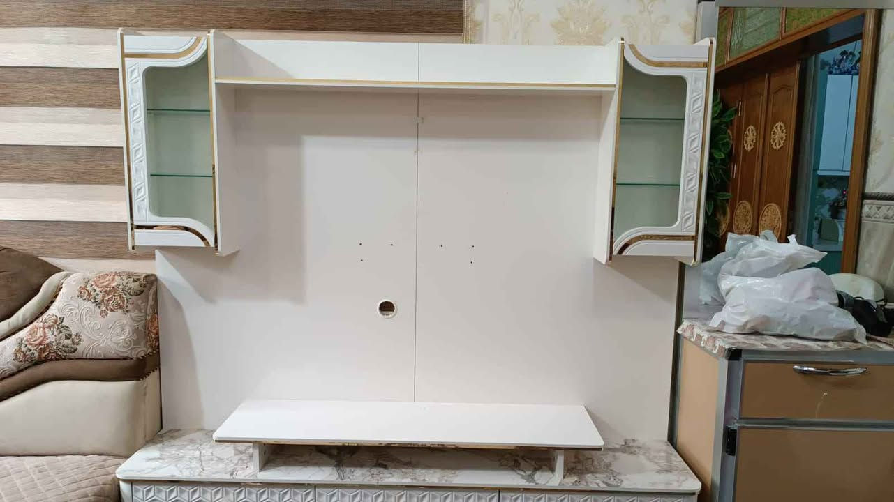 ميز تلفزيون للبيع نضافه 100°\°
مكان نجف النجف, العراق


**إذا كنت صاحب هذا الإعلان وتريد حذفه لأي سبب، رجاءا أرسل رسالة إلى الدعم الفني**