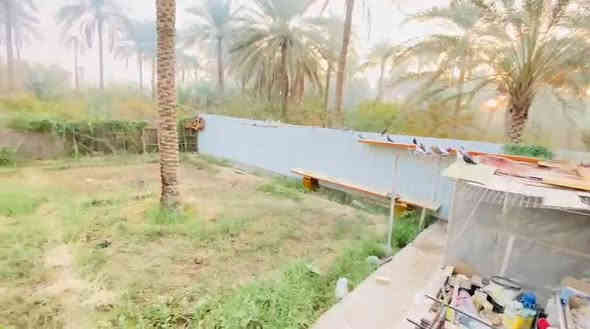 ارض 700 متر مشيد عليها بيت طابقين  
 مساحته البيت بناء 180م
نوع العقار سند 25 طابو زراعي 
العنوان قرب فندق البارون مقابيل مدرسه القزوينى عمود 94 وتنزل بشارع العريض تقريبا 300 متر  نفس الشارع يخرجك ع حي العباس
البناء البيت حديث ٢٠٢٥ كله جمهوري طابوق وصب مسلح 
يرهم بيع او امراوس 
السعر 450 وبي مجال
للاستفسار 
***********
***********
مكتب المحافظة للعقار في كربلاء 
نقدّم خدمات البيع، والشراء، والرهن، والإيجار 
للتواصل والاستفسار  او عرض اعلانك اتصل على الارقام واتساب  
***********
***********
