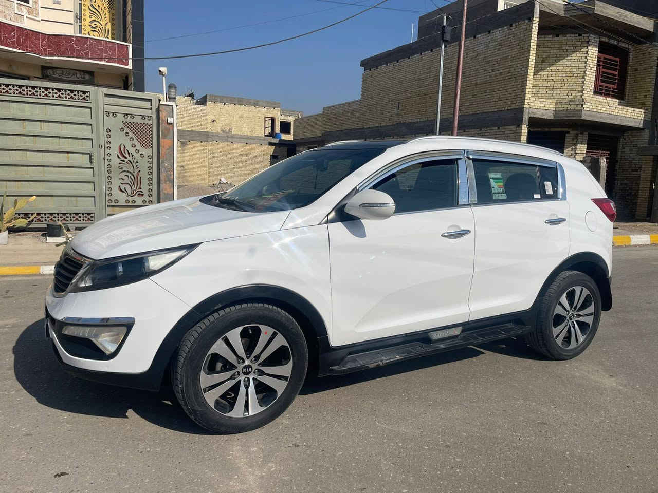 سلام عليكم كيه سبورتج موديل 2011 خليجي بني رامه بيه مكانت صبغ بدون معجون بدون دواخل شرط سونار بيع حزام مكينه دوش مكينه وكير تبريد مكفولت صدر جديد رقم بغداد مكان السياره واسط الصويرة سعر 119 وبيه مجال قليل ***********
