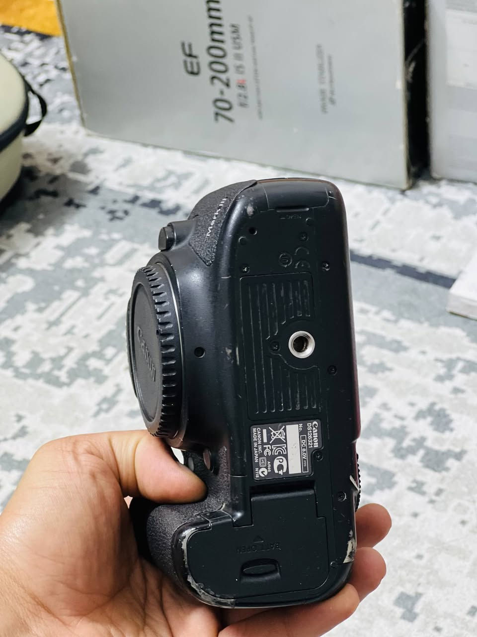 كامره للبيع
كانون 5D مارك 3

عدسه70/200  فتحه2.8 اصدار الثاني 

مع كامل ملحقاتها

بطاريات عدد 2

حزام كتف 

جيلاتين لون احمر+مع كراتين الخاصه بيهن

(السعر خاص)+ المكان بابل ناحيه الطليعه

للاستفسار ***********
