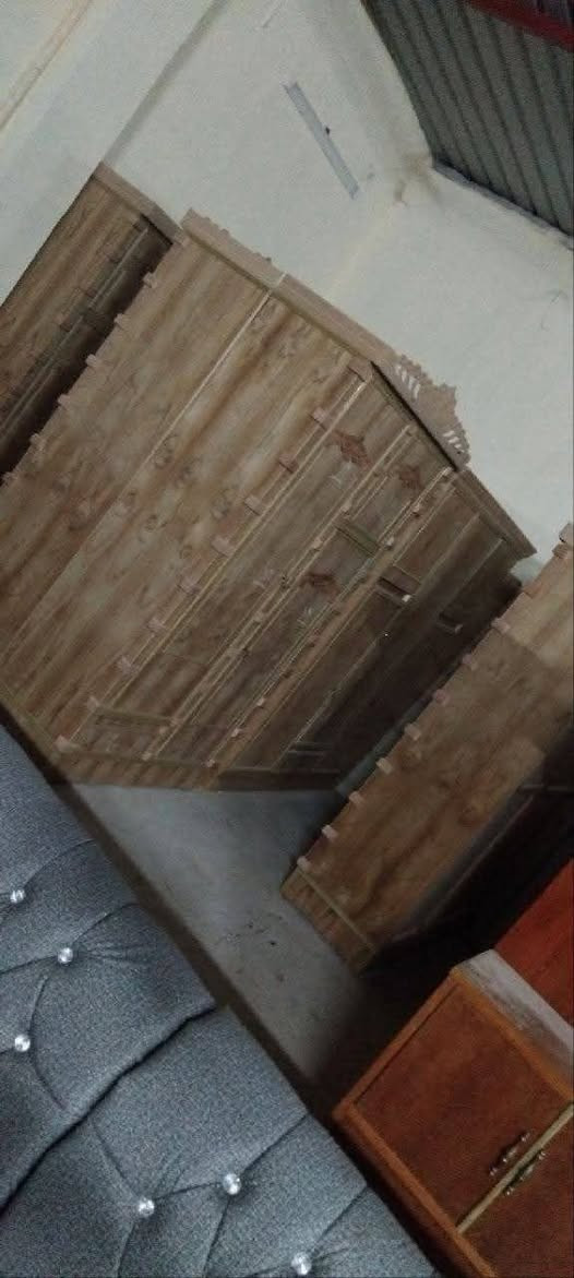 سلام عليكم كناتير حطاطه جديد مو مستخدم كولش حلوه اكوو 4 باب او 3 باب او 2باب كولشي متوفر عندي استفسار خاص


**إذا كنت صاحب هذا الإعلان وتريد حذفه لأي سبب، رجاءا أرسل رسالة إلى الدعم الفني**