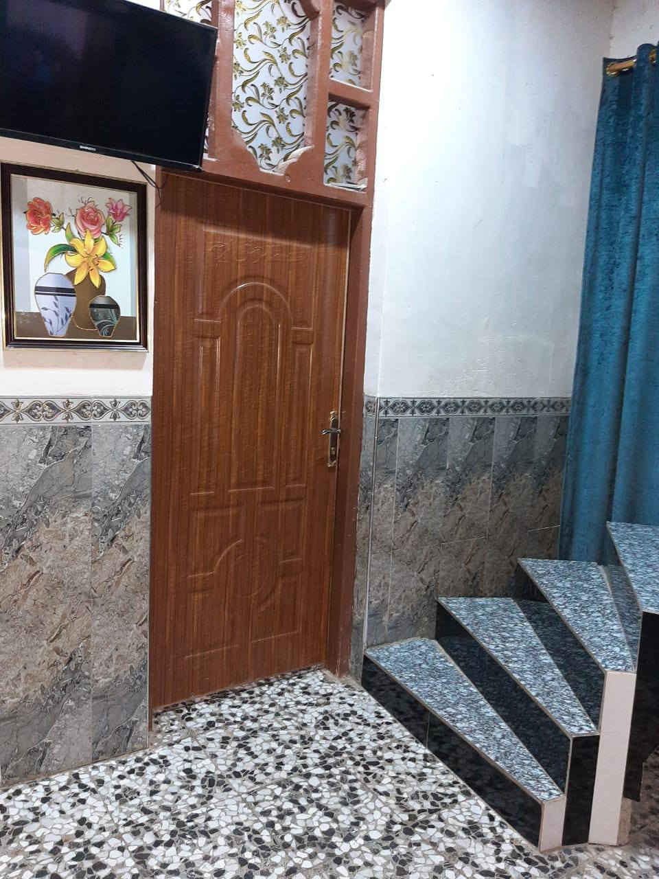 بيت للبيع طابو زراعي سند 25 مساحه 125متكون من غرفه نوم صاله وهول ومطبخ صحيات داخليه  واجهيه 13نزال 10 المراسله على ***********
