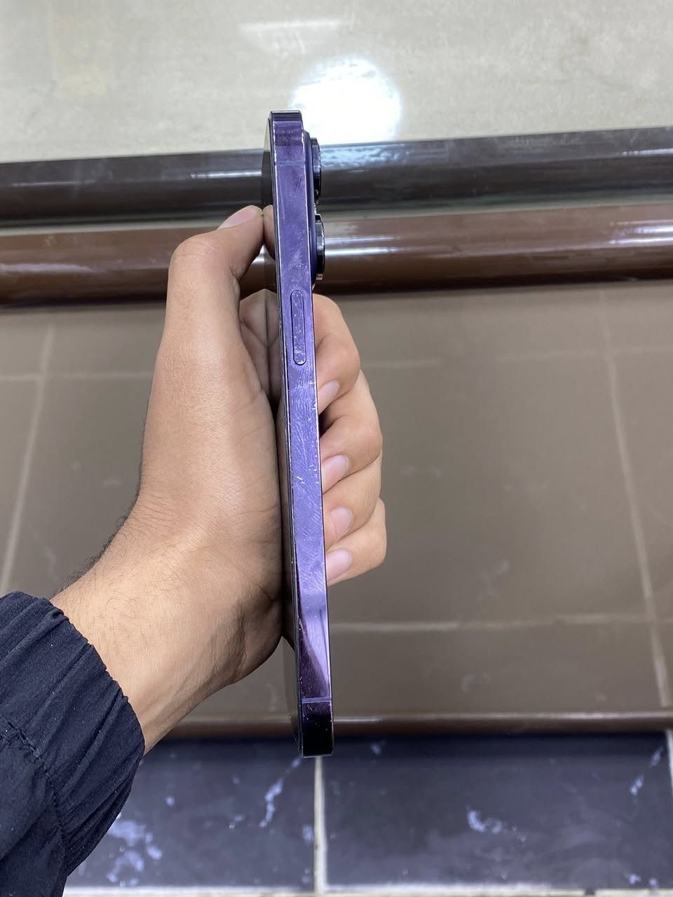 السلام عليكم                                                                ملاحظة : عدنا نظام مراوس ونظام التقسيط والكاش 
ايفون 14 برو ماكس نظيف كلش بلادي ممفتوح ولا مصلح بطارية ٨٤ ذاكرة ٢٥٦ شخط مابي سعرة 900 وبي مجال 
مكاني بغداد حي الاعلام شارع البدالة

‭٠٧٧٣ ١١٣ ٨٦٢٣‬
